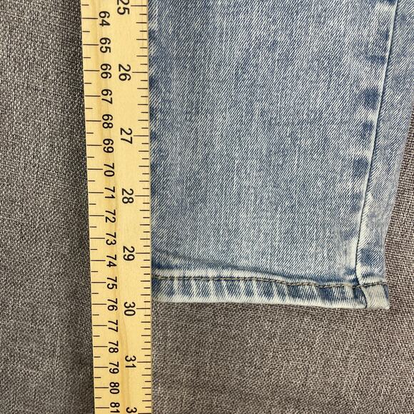 Arizona Jeans Womens 11 Light Wash Blue Distressed Thrashed Holes - Picture 11 of 12